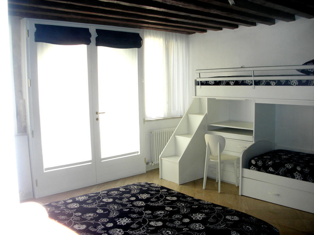 La Coccola Apartment Venesia Ruang foto