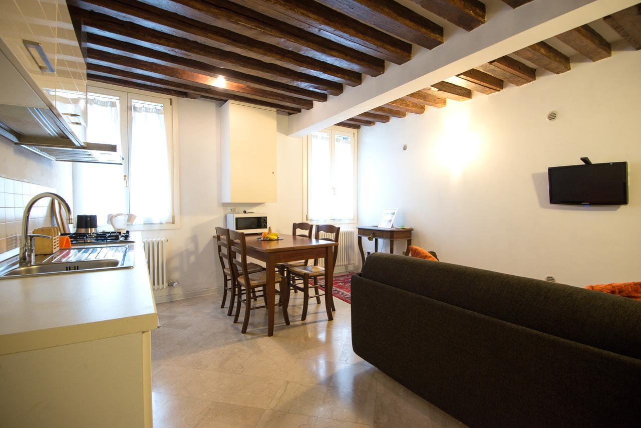La Coccola Apartment Venesia Bagian luar foto