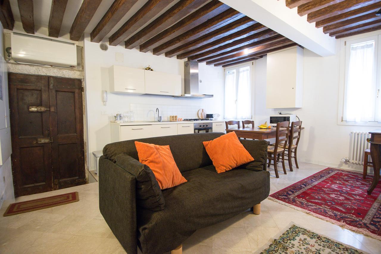 La Coccola Apartment Venesia Bagian luar foto