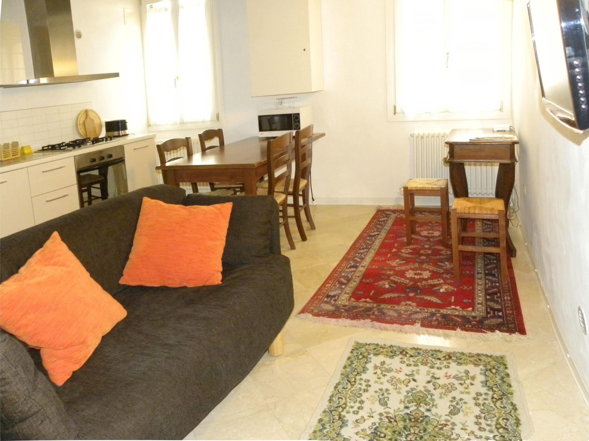 La Coccola Apartment Venesia Bagian luar foto
