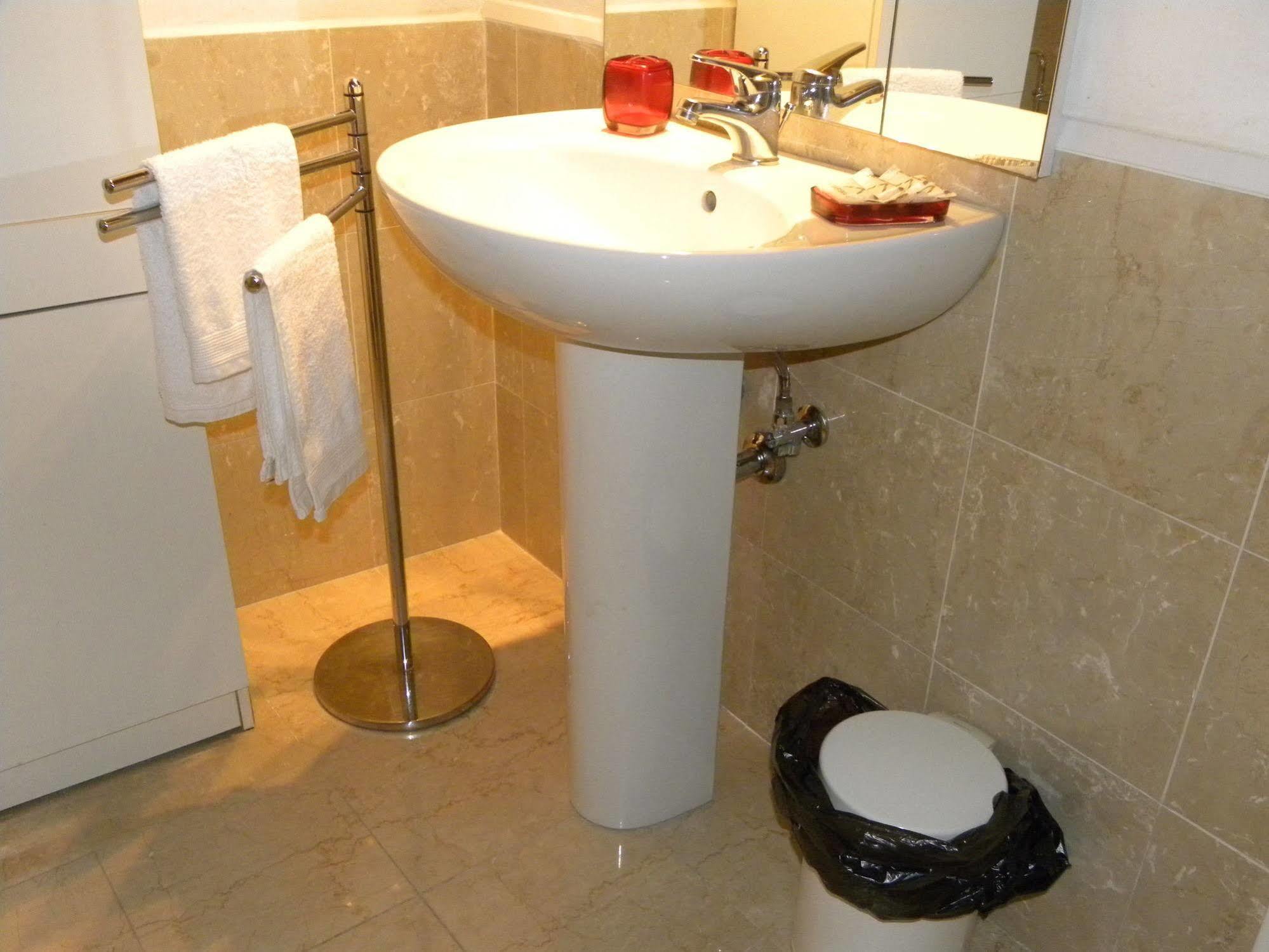 La Coccola Apartment Venesia Bagian luar foto