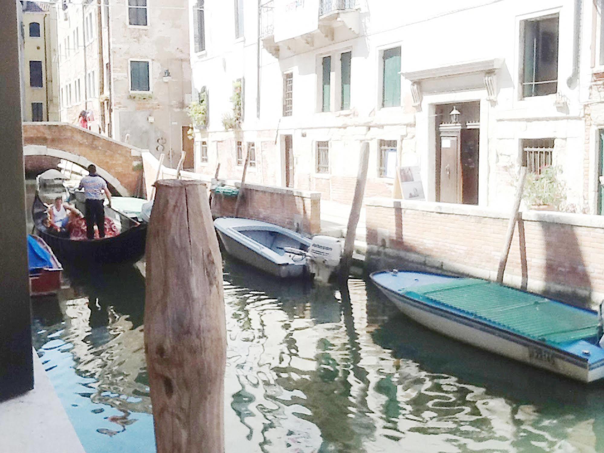 La Coccola Apartment Venesia Bagian luar foto