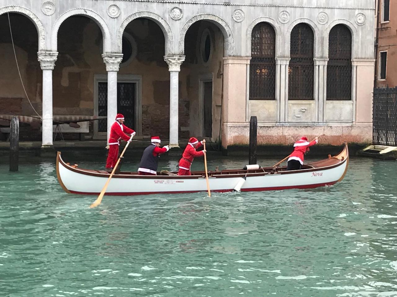 La Coccola Apartment Venesia Bagian luar foto