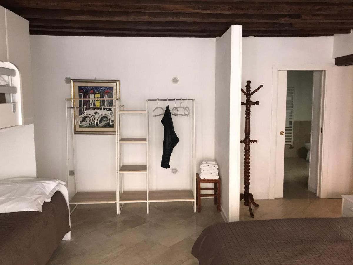 La Coccola Apartment Venesia Bagian luar foto