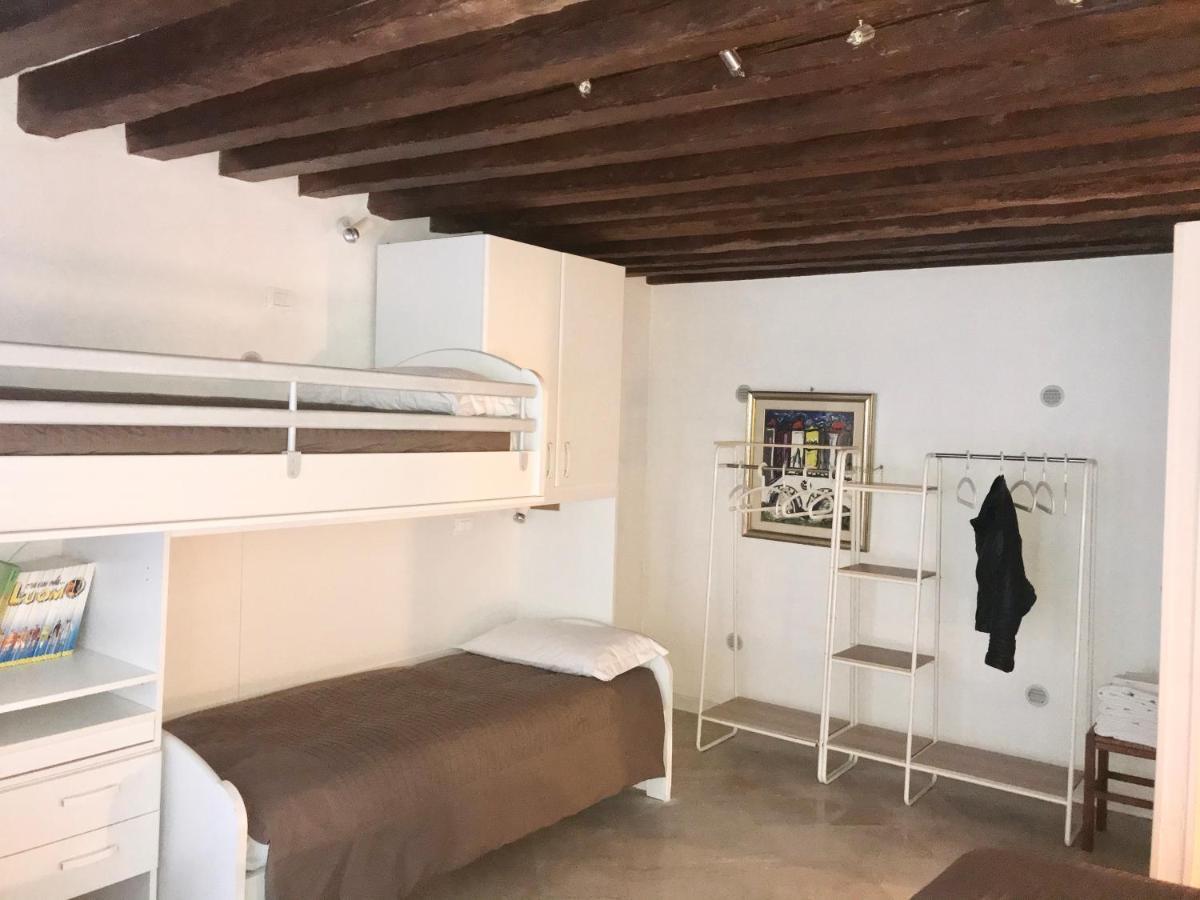 La Coccola Apartment Venesia Bagian luar foto