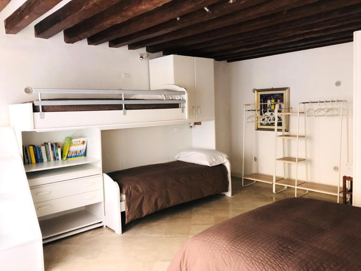 La Coccola Apartment Venesia Bagian luar foto
